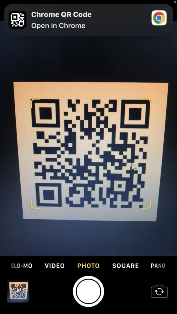 phone camera automatically scan qr code